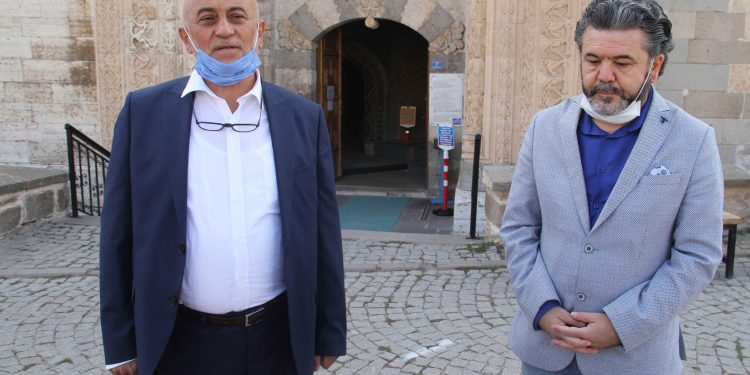 Eşrefoğlu Camisi Platformu ilk toplantısını gerçekleştirdi