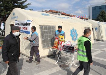 Beyşehir, İzmir’deki depremzedeler için tek yürek