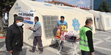 Beyşehir, İzmir’deki depremzedeler için tek yürek