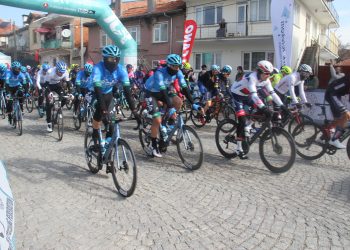 Beyşehir’den Alanya’ya kadar pedal çevirdiler