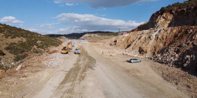 Yeni çevre yolunda sona doğru