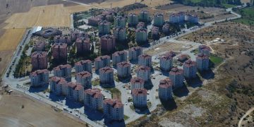 TOKİ konutları hak sahiplerini buluyor